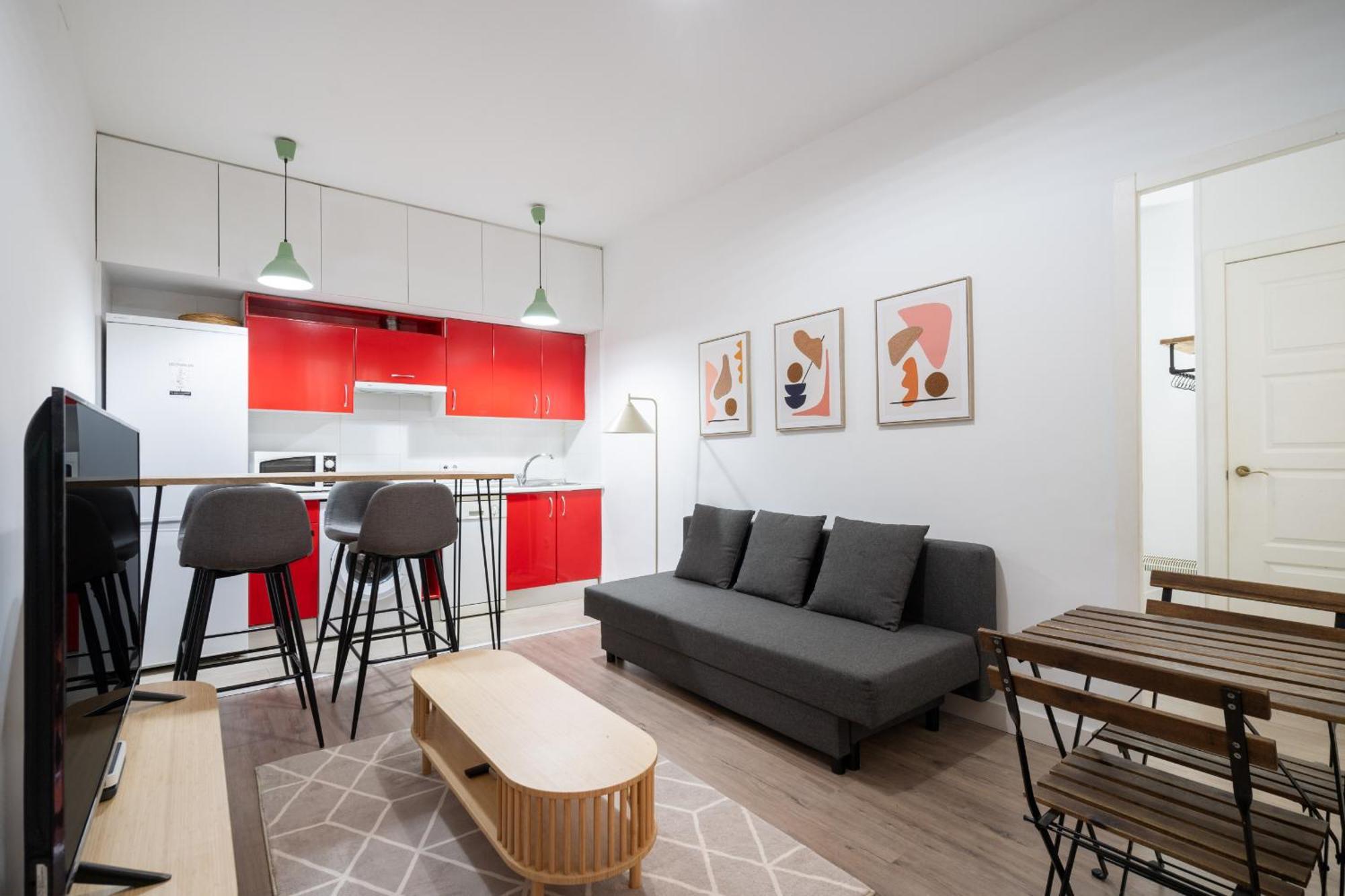 Apartamento En Chueca Para 4 Personas Alquiler Temporal Madrid Buitenkant foto